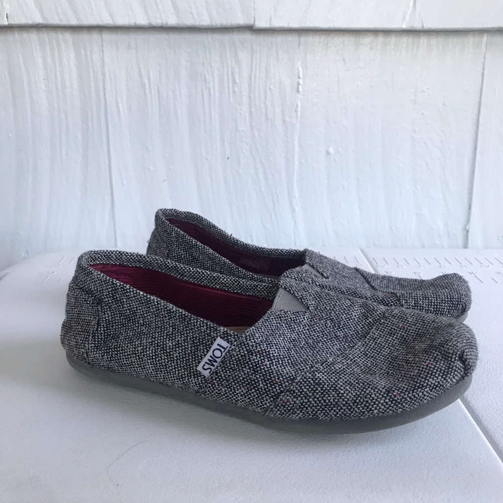 Toms shoes